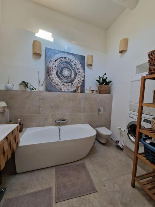 Fotografia z galérie ubytovania Le Mazet - Petit paradis Nîmois v destinácii Nîmes