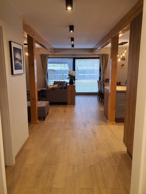 Fotografie z fotogalerie ubytování Lake HouseLubniewice domek całoroczny z jacuzzi blisko jeziora v destinaci Lubniewice