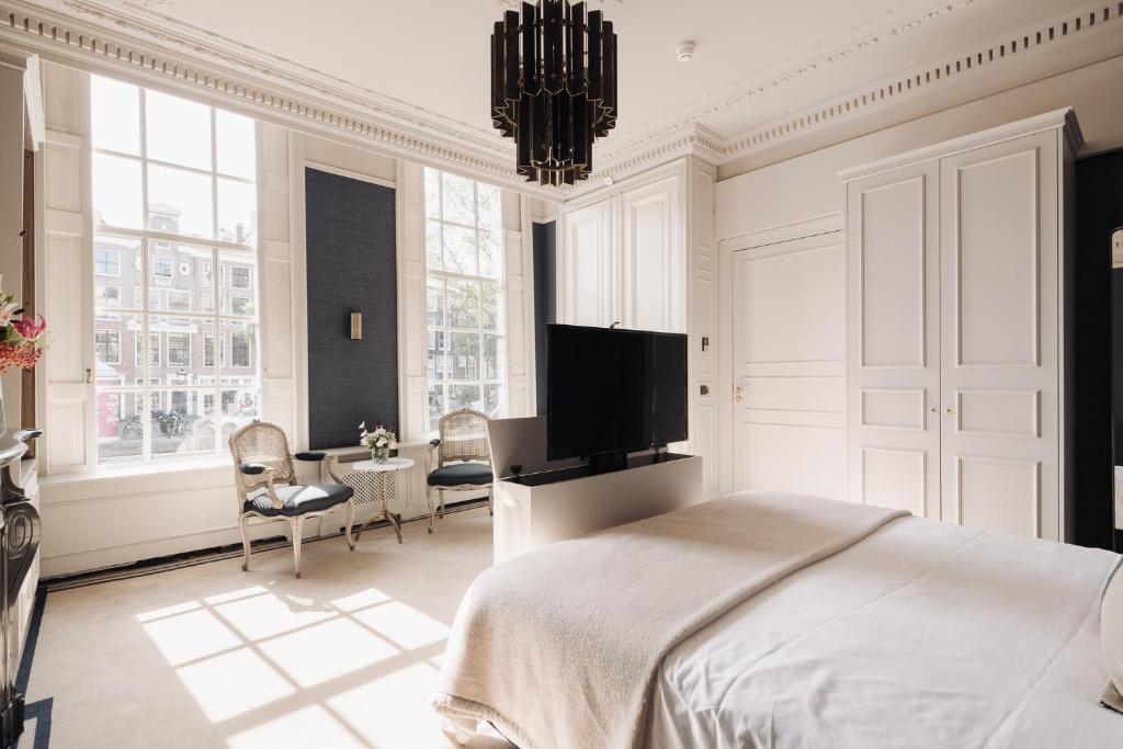 Hotel 717 - Resim 14