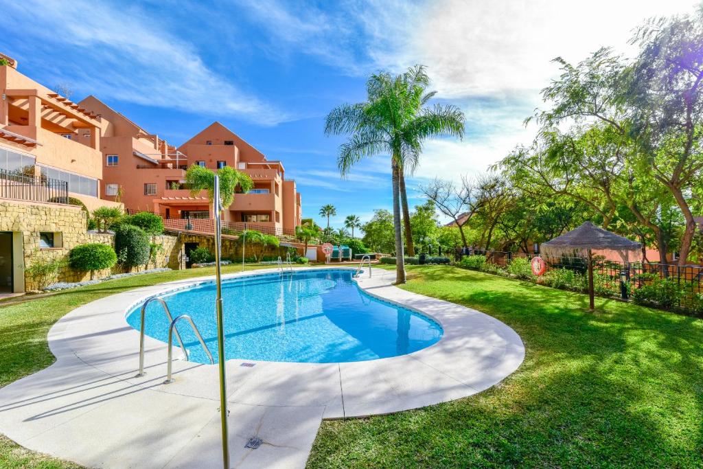 an image of a swimming pool at a villa at Los Lagos Golf II Charming 3 bedroom apartment in Marbella in Marbella