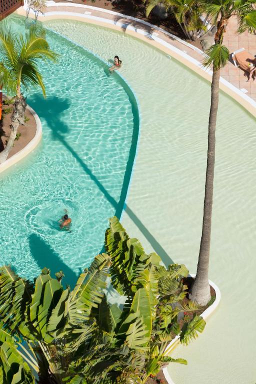 Бассейн в Hotel Gran Canaria Princess - Adults Only или поблизости