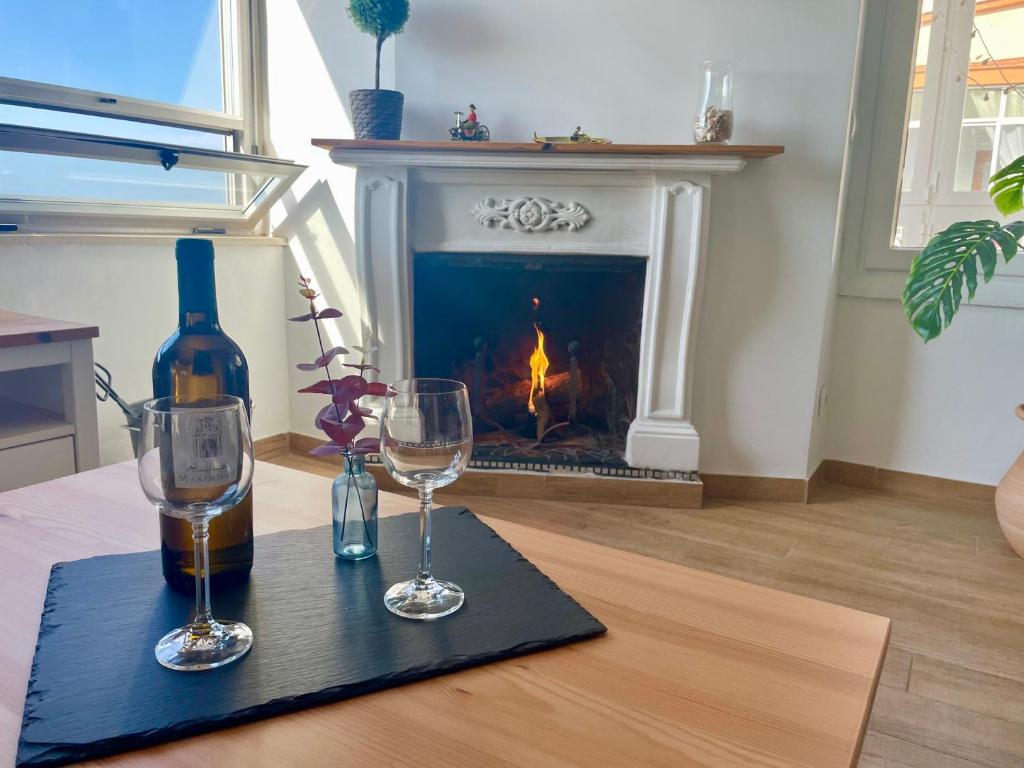 Nápoje v ubytování GATU Casa Muse junto a la playa, vista al mar, aire acc, terraza, wifi y chimenea " Preferente mayores de 25 años y familias "