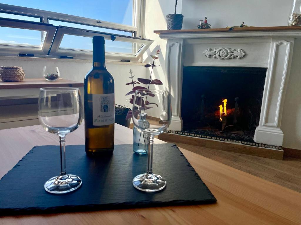 Nápoje v ubytování GATU Casa Muse junto a la playa, vista al mar, aire acc, terraza, wifi y chimenea " Preferente mayores de 25 años y familias "