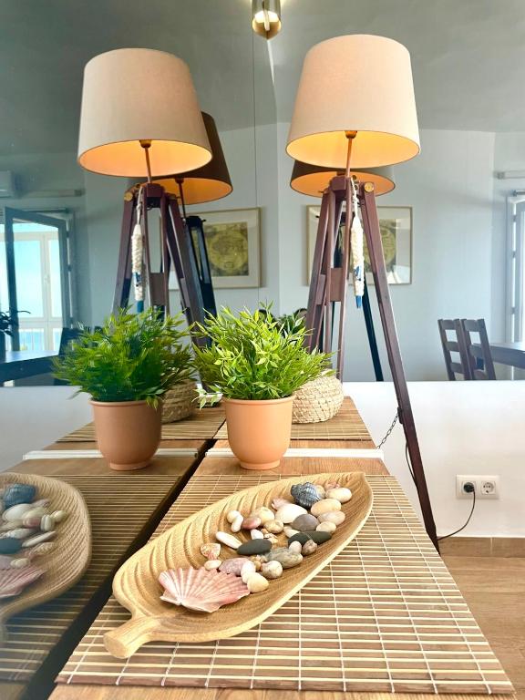 Posezení v ubytování GATU Casa Muse junto a la playa, vista al mar, aire acc, terraza, wifi y chimenea " Preferente mayores de 25 años y familias "