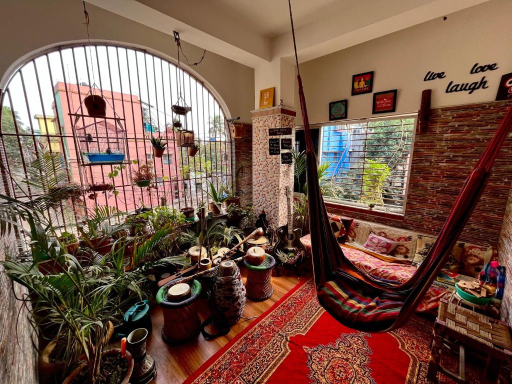 Satrangi Homestay Kolkata - Housity