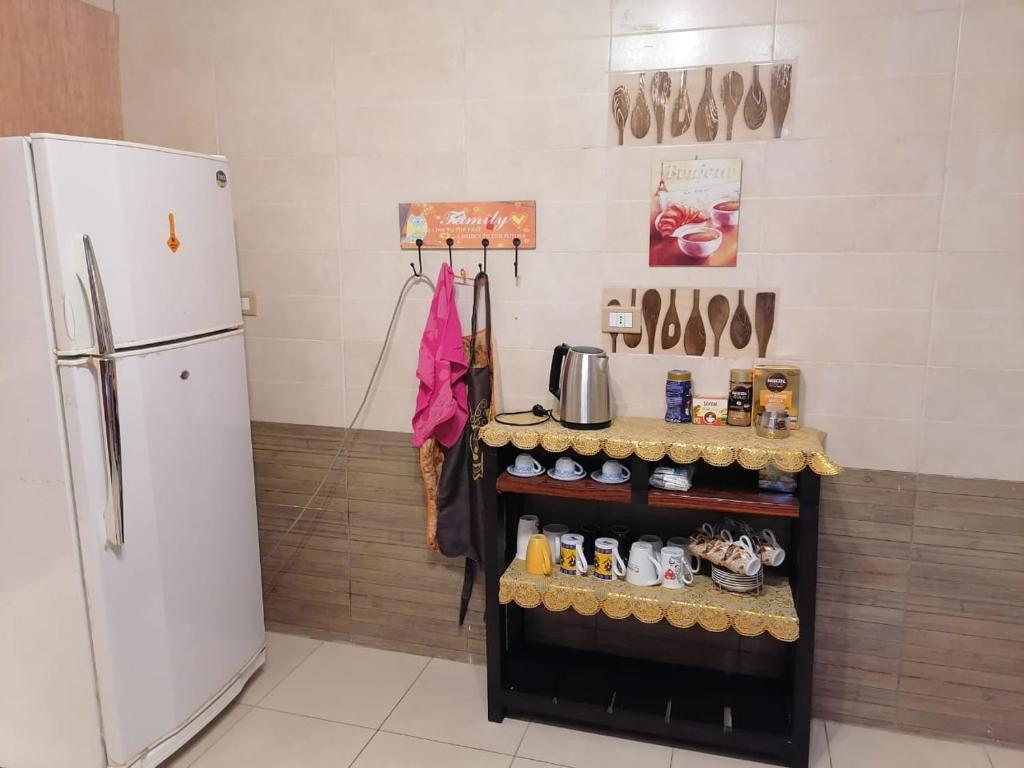 Kuchyň nebo kuchyňský kout v ubytování Cozy fully furnished studio