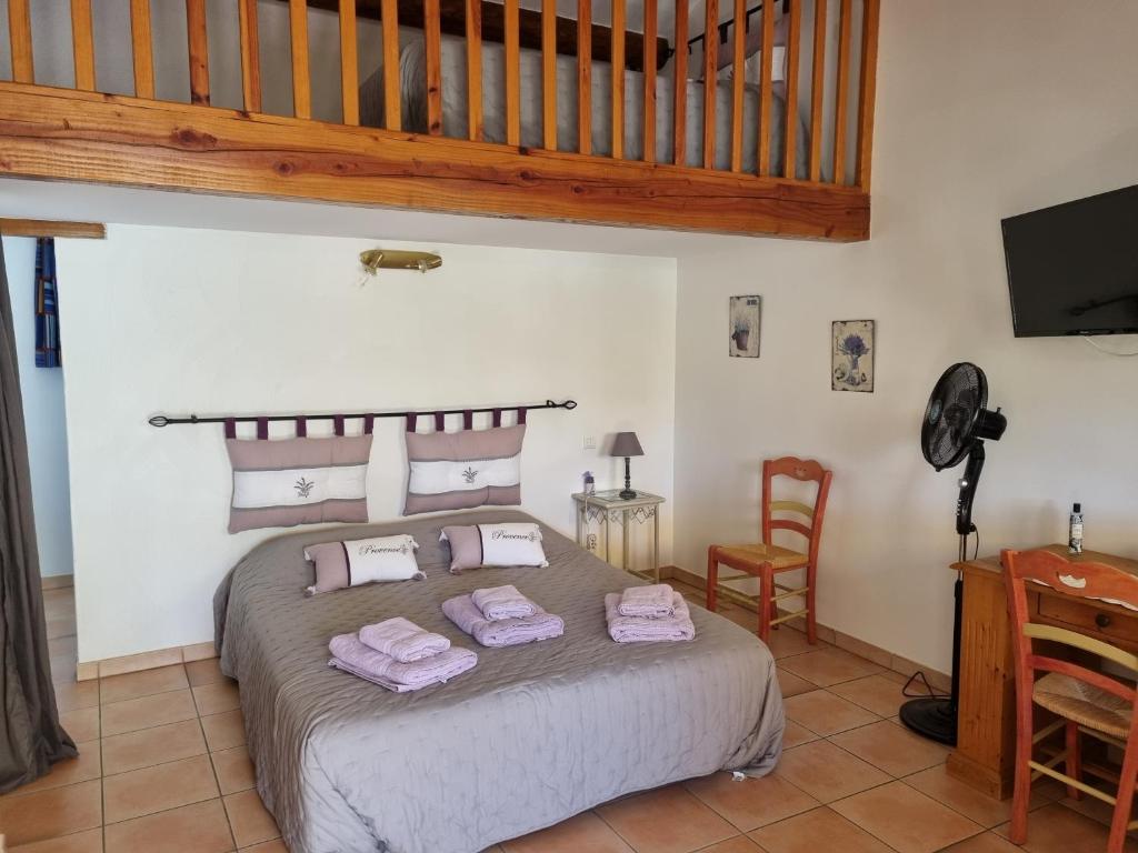 La Fanette - Chambre Triple Avec Salle De Bains Privative