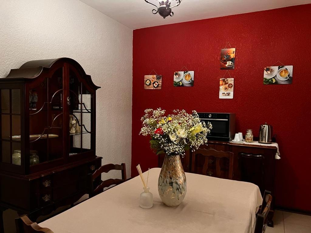Fotografie z fotogalerie ubytování @ Home Bed & Breakfast v destinaci Brakpan