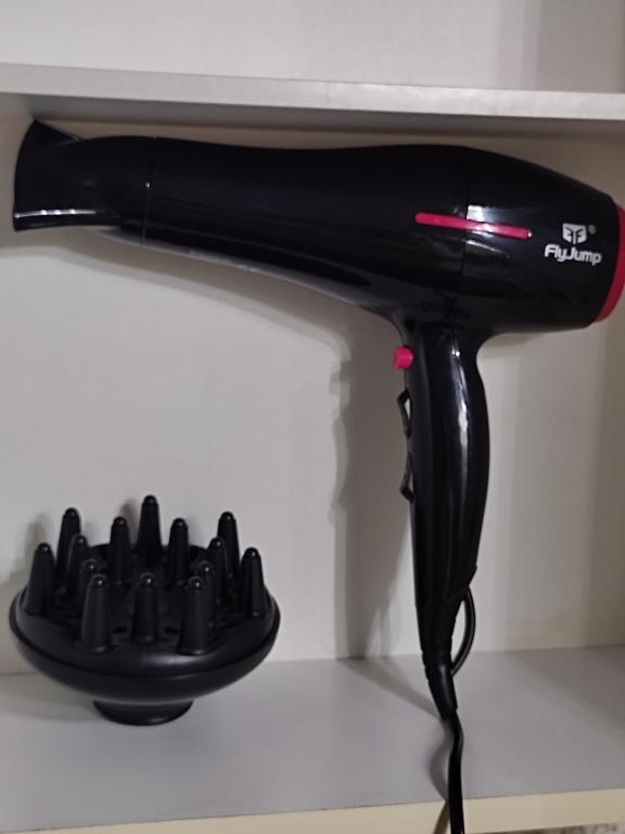 Φωτογραφία από το άλμπουμ του APPARTAMENTO DELIZIOSO CON TERRAZZO IN CENTRO-DELICIOUS APARTMENT WITH TERRACE στο Σαν Ρέμο