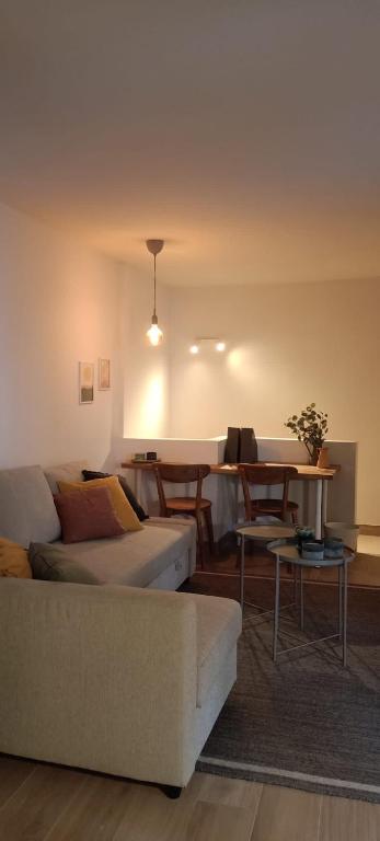 Posedenie v ubytovaní Brandnew beachfront appartment