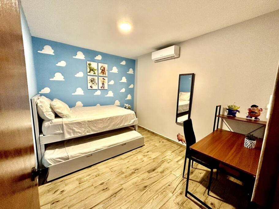 Depa Disney, a 1 cuadra del mar, totalmente nuevo!