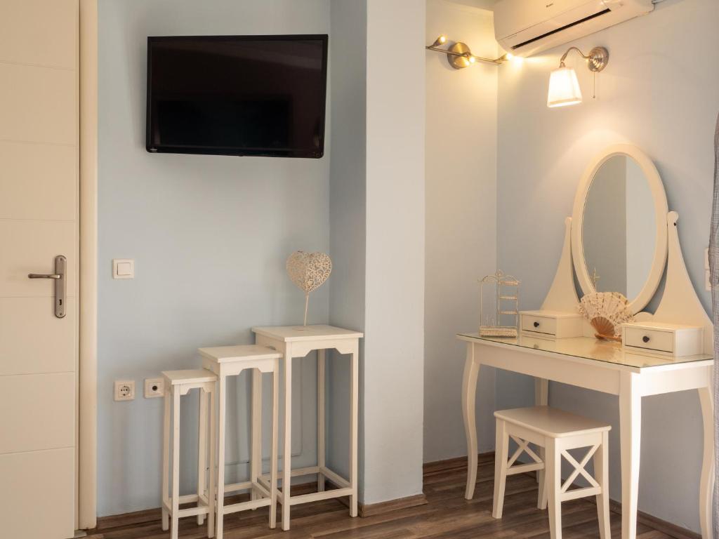 TV a/nebo společenská místnost v ubytování Euphoria Country House