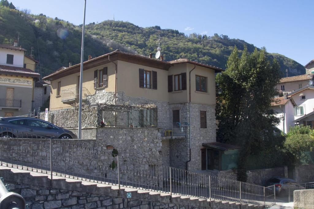 Como Lake Limonta