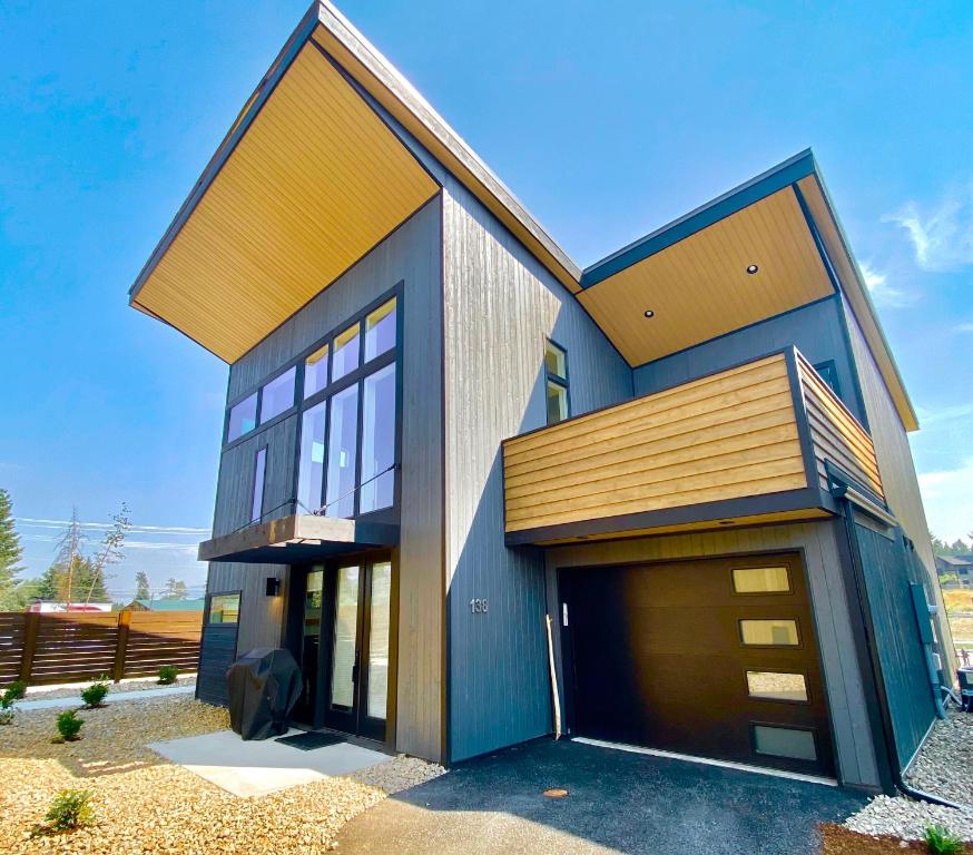 Spring Creek at the Quarry, Whitefish (updated prices 2024)