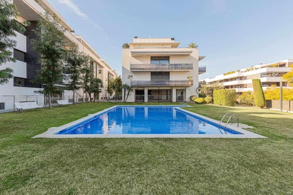The swimming pool at or close to Sitges PORT Con piscina a 5 minutos de la playa