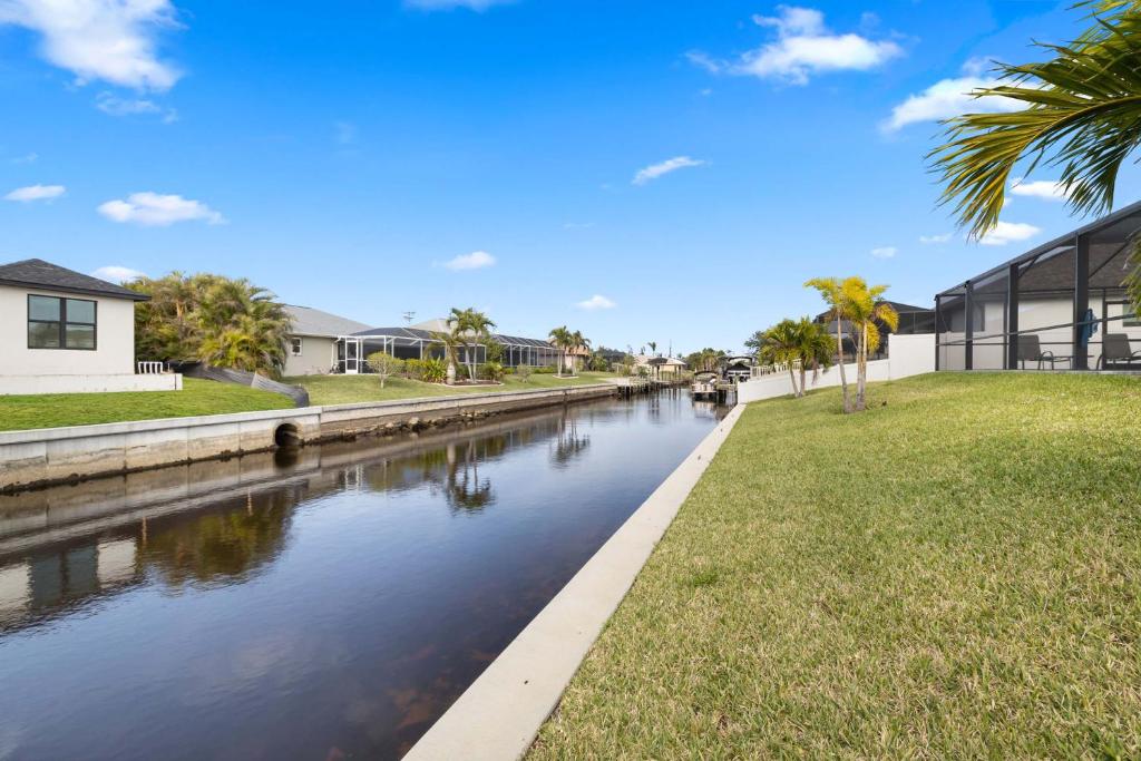 Midpoint Villa, Cape Coral Updated 2024 Prices