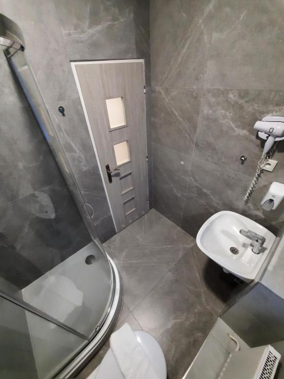 Łazienka w obiekcie Hotel Boršičanka
