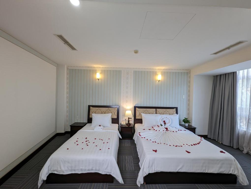 Đông Kinh Hotel - 優れたトリプルルーム