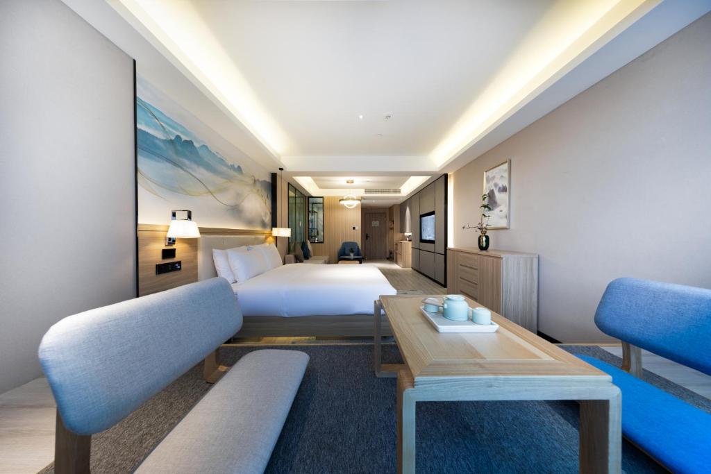 Ausotel by Argyle Baiyun International Airport Renhe Metro Exit B - 豪华双人房