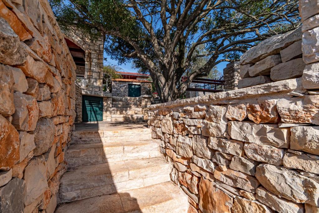 Fotografie z fotogalerie ubytování Stone House San Pelegrin v destinaci Vela Luka