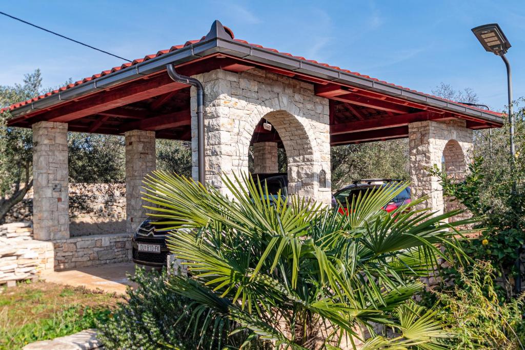 Zahrada ubytování Stone House San Pelegrin