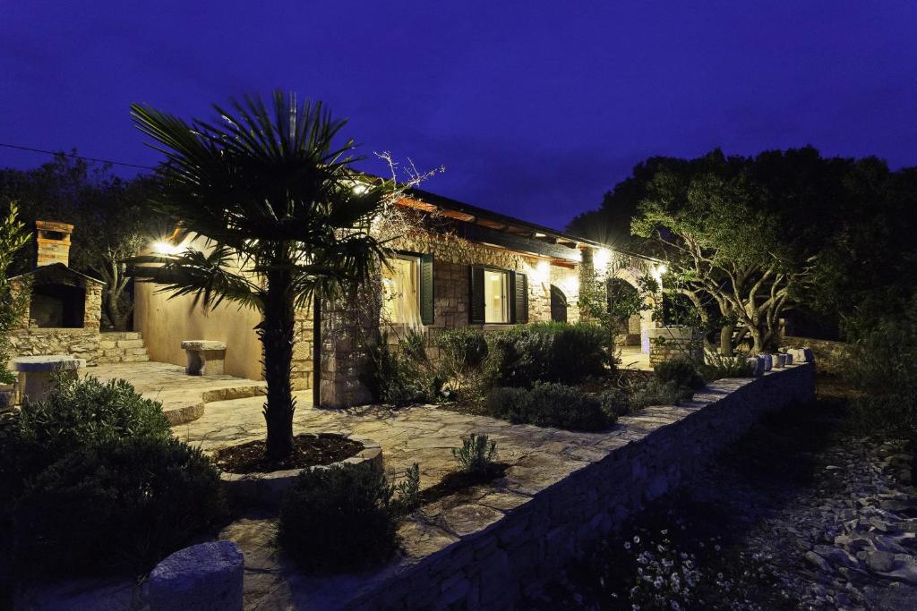 Zahrada ubytování Stone House San Pelegrin