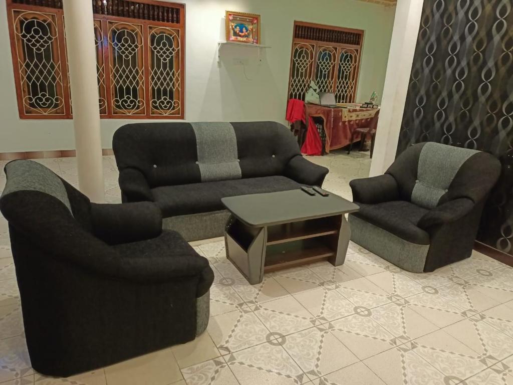 Nallur Holidays Inn - 4