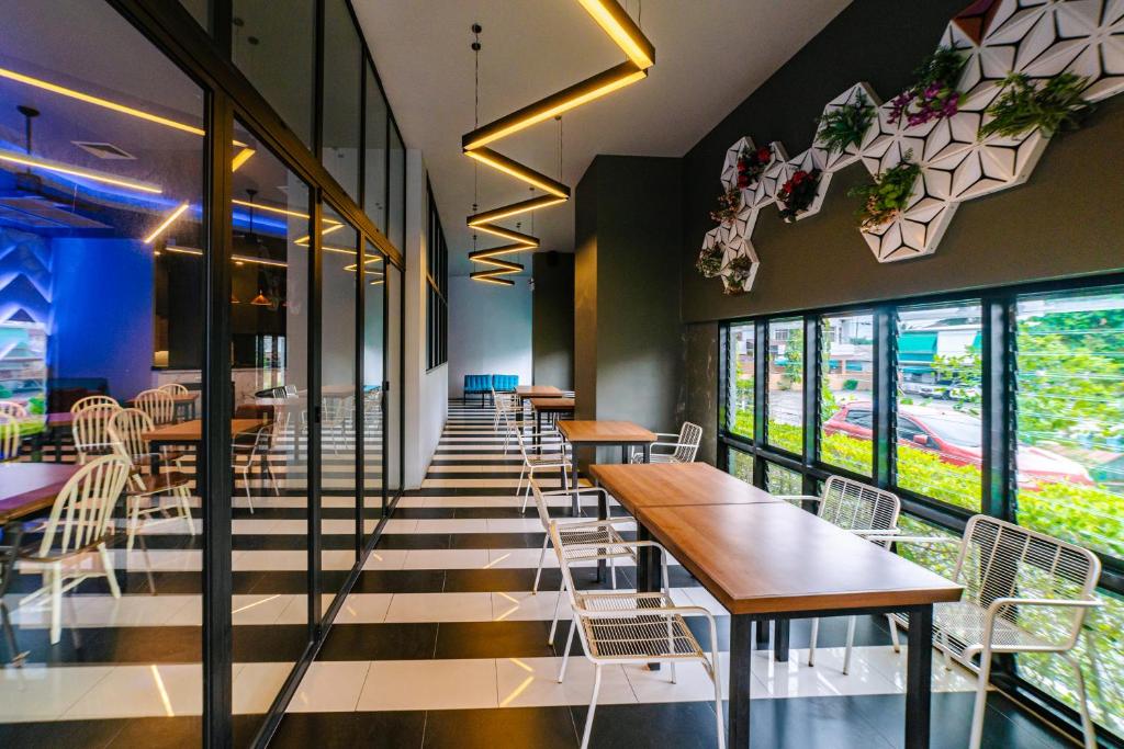 Ratana Hotel Sakdidet, PHUKET TOWN - Resim 7