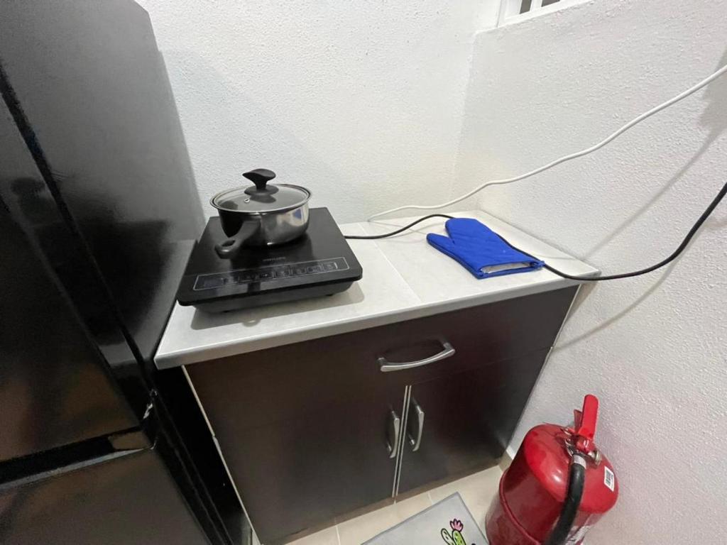 Traders Garden , cheras Trader square 3 bedroom Balakong serdang的厨房或小厨房