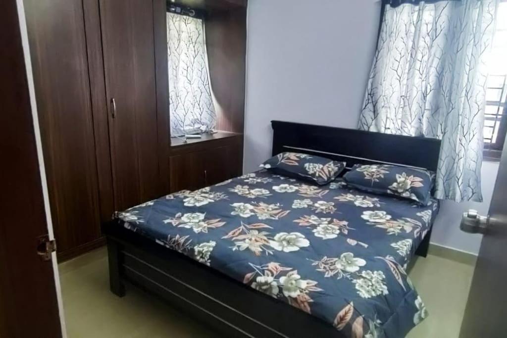 Servostay 2 BHK Home in KPHB in Peaceful Location - Apartment Mit 2 Schlafzimmern