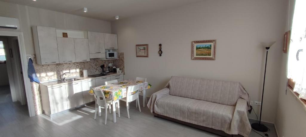 Kuchyň nebo kuchyňský kout v ubytování Valdisieve Guest House Appartamento 20 minuti da Firenze