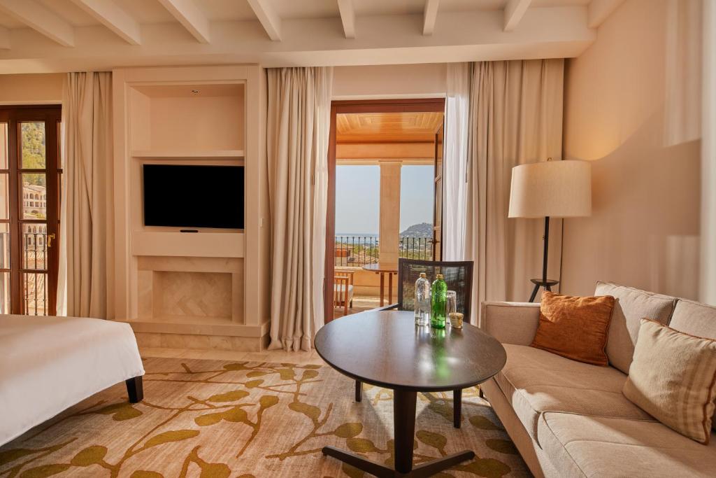 CAP VERMELL GRAND HOTEL photo 4