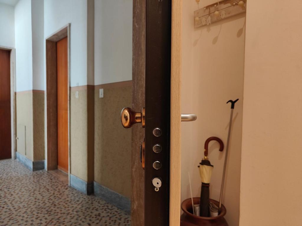 Zdjęcie z galerii obiektu Doria 28 by Tempovacanza w mieście Marina dʼAndora