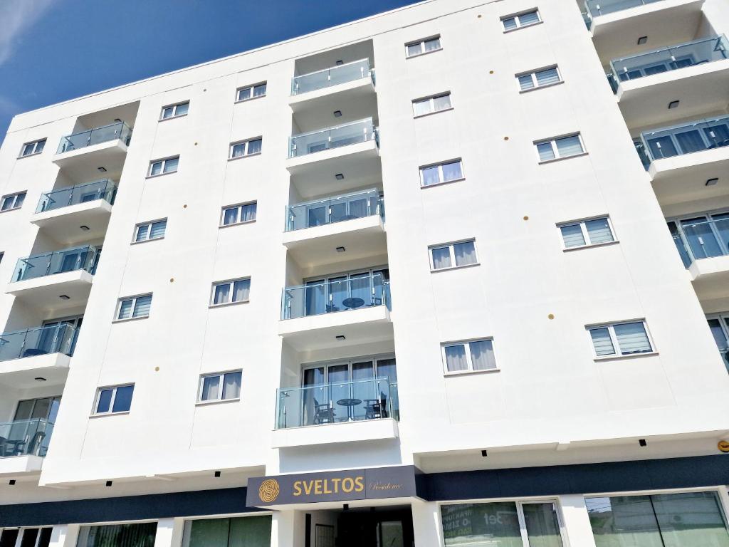 Budova, kde se aparthotel nachází