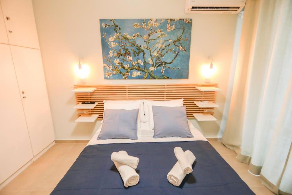 Posteľ alebo postele v izbe v ubytovaní 350m from museum of Acropolis A cozy & quiet house