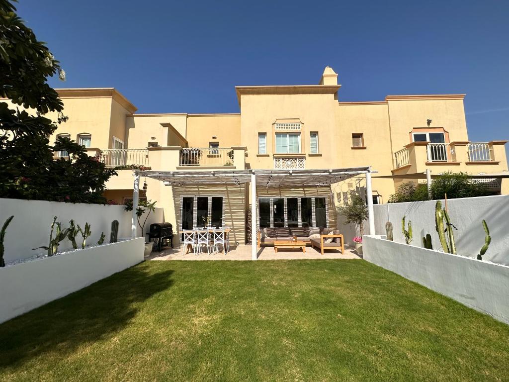 Lake View Villa The Springs Dubai Dubai updated Prices 2024 Lake View Villa The Springs Dubai Dubai updated Prices 2024
