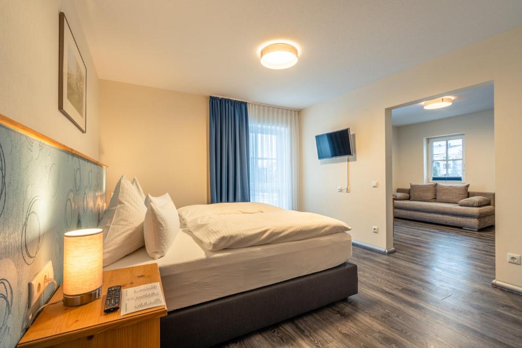 AKZENT Hotel Frankenberg - Family Room