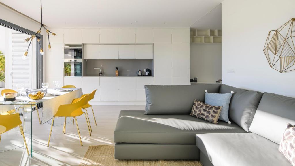 Las Colinas Golf & Country Club Residences - Apartamento Superior De Tres Dormitorios