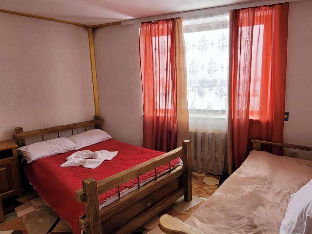 Ворота Карпат - Camera Familiare