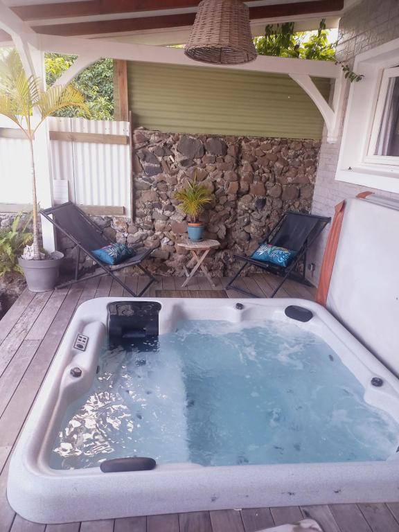 Fotografie z fotogalerie ubytování Une pause s'impose au Vauclin avec votre jacuzzi privatif pour 3 nuits minimum v destinaci Le Vauclin