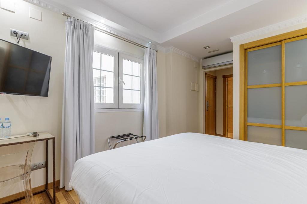 H-A Hotel Trebol - Resim 12