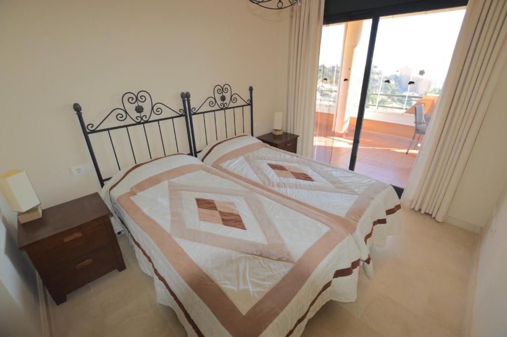 Posteľ alebo postele v izbe v ubytovaní Sun Hill Los Pacos 2 Bed Apt