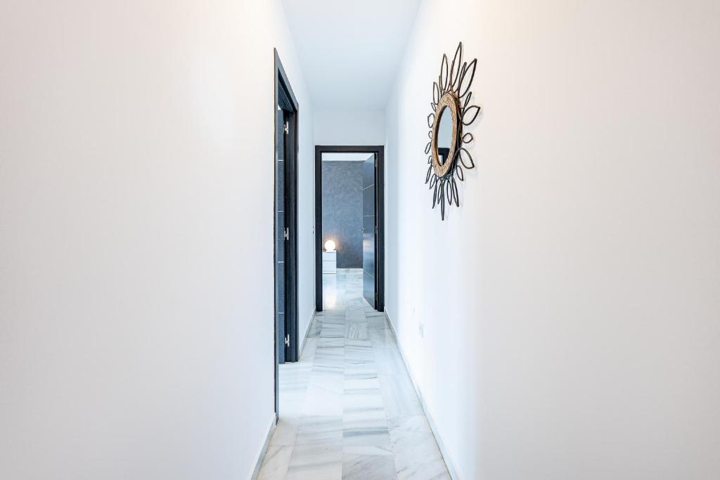 Zdjęcie z galerii obiektu Luxury villa with Private Pool Benalmadena w mieście Benalmádena