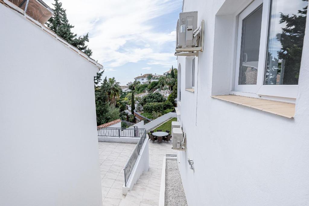 Balkon lub taras w obiekcie Luxury villa with Private Pool Benalmadena