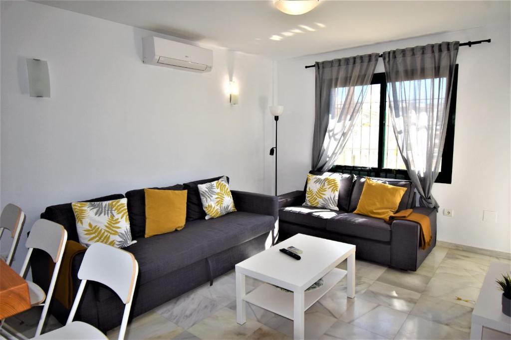 Posedenie v ubytovaní Pueblo Torrequebrada, Benalmadena 2 Bed Apt