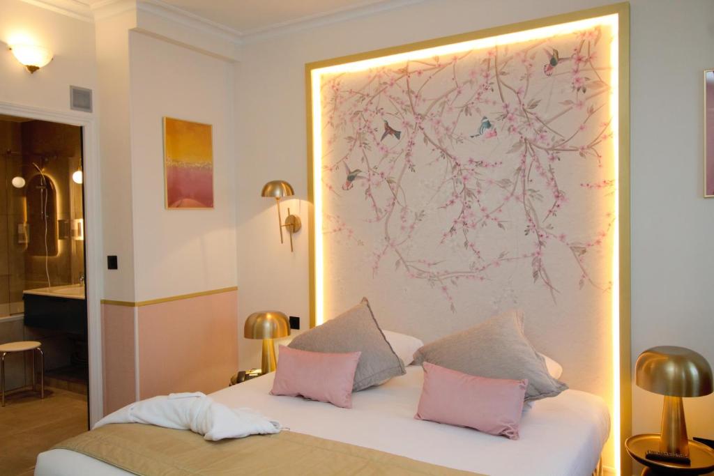 
Junior Suite (2 Adults)
