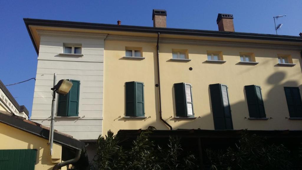 Zgradba, v kateri se nahaja apartma