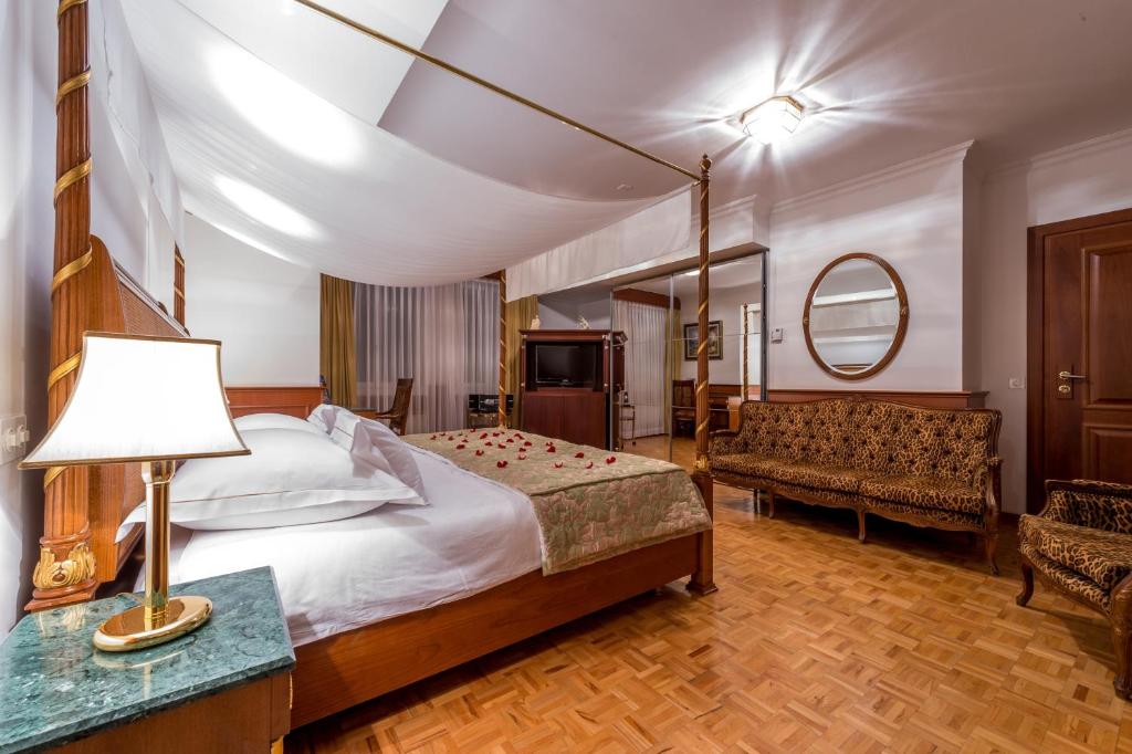 Hotel Century - Resim 35