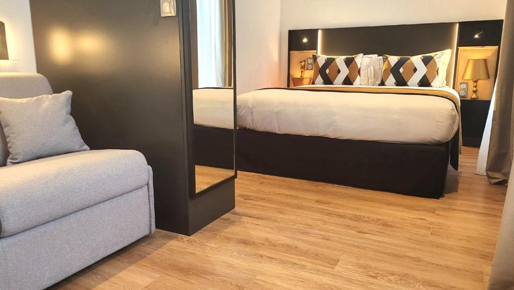 Star Champs-Elysées - Resim 10