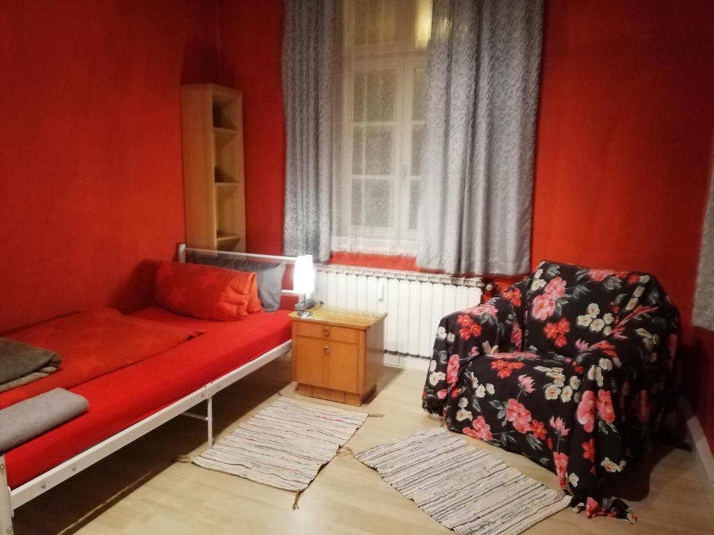 Krevet ili kreveti u jedinici u okviru objekta Apartment Red, Wohnung